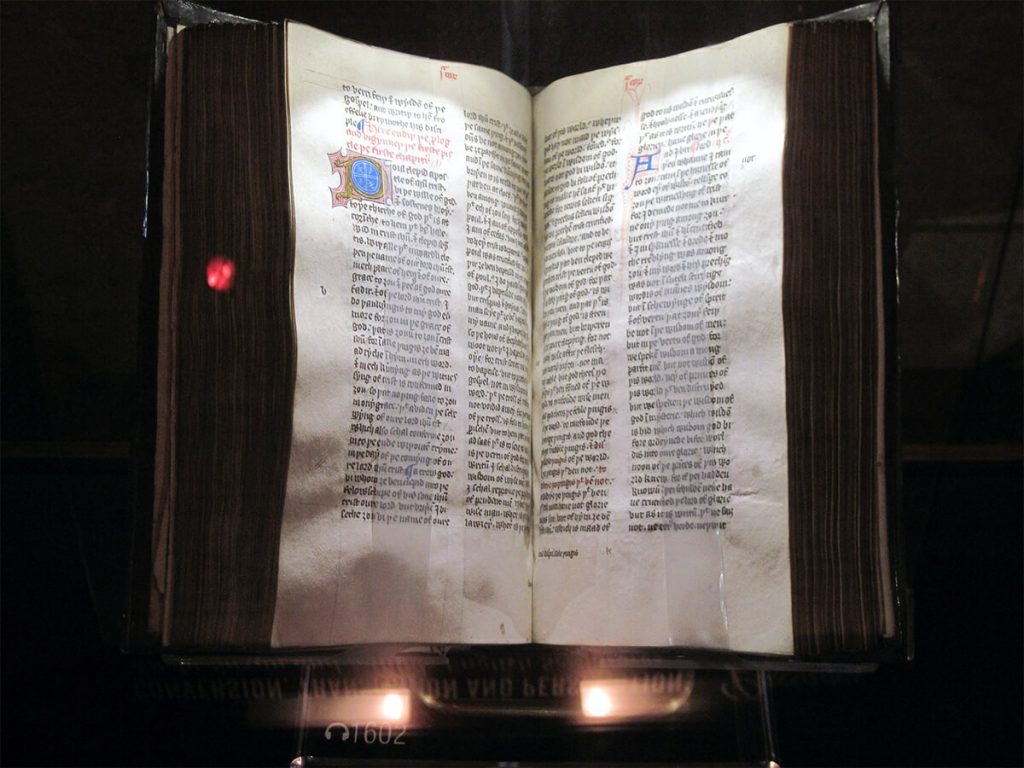 Copia preservada de la Biblia Wycliffe. Johannes Vuyclevum