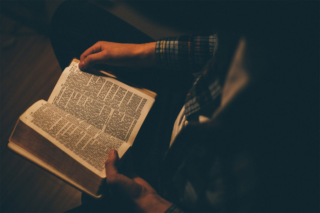 Tres beneficios de leer la Biblia diariamente