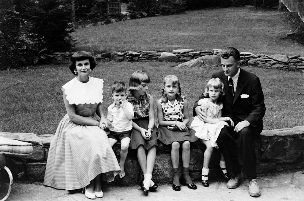Graham junto a su esposa e hijos.