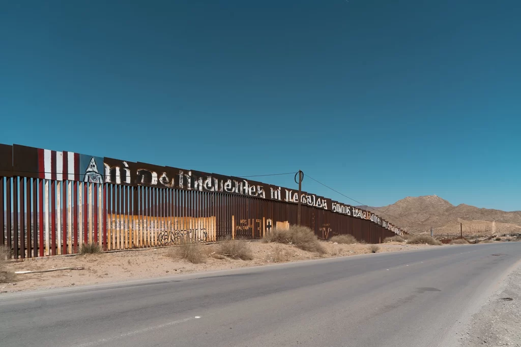 Muro en la frontera entre México y Estados Unidos